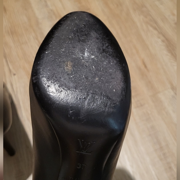 Luis vuitton size 7 black lock pump open toe - Picture 4 of 16